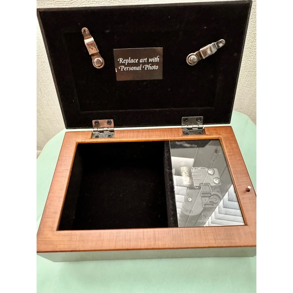 COTTAGE GARDEN Woodgrain w/Gold Trim Musical Jewelry Photo Display Box-NEW